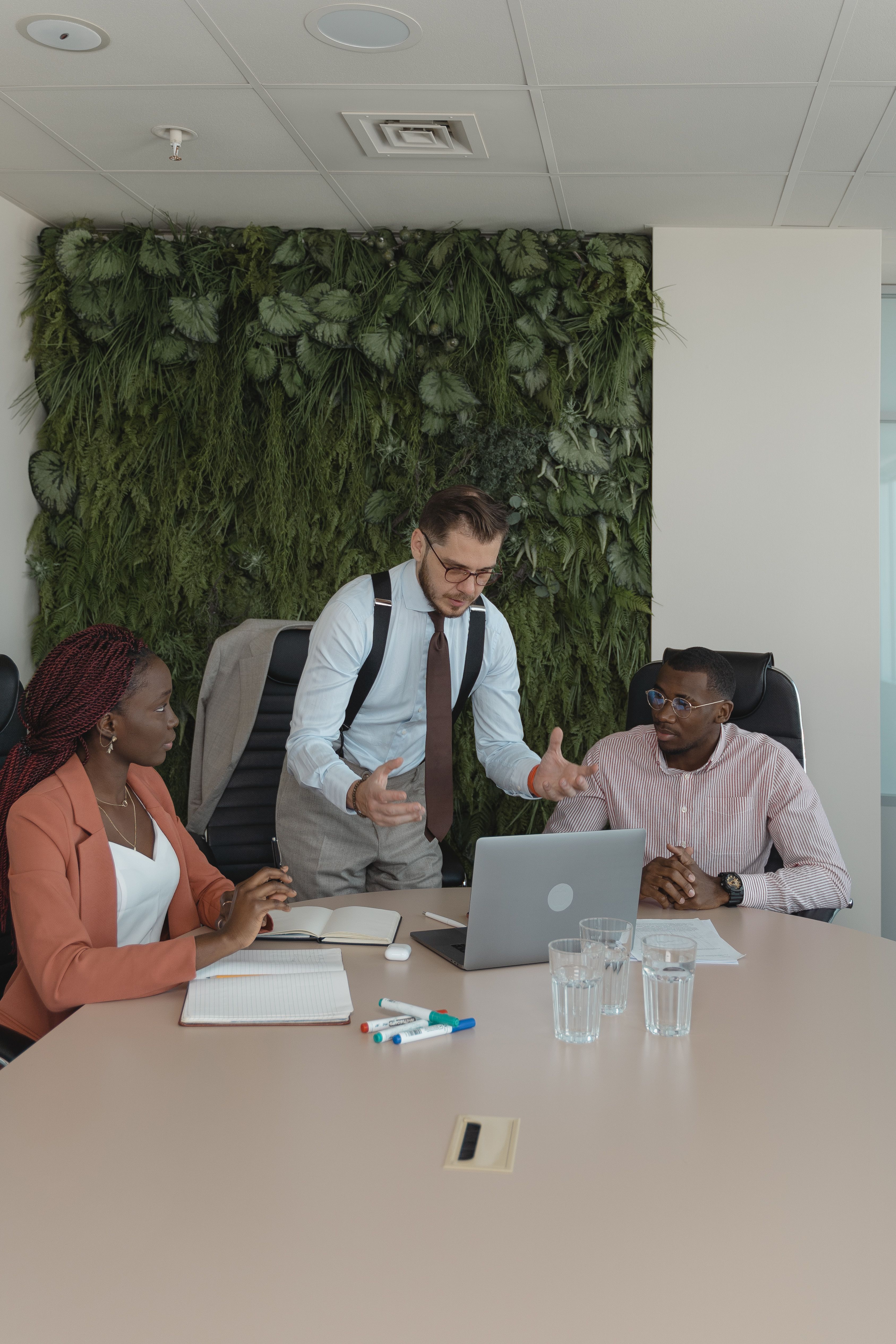 Middle and senior management hiring